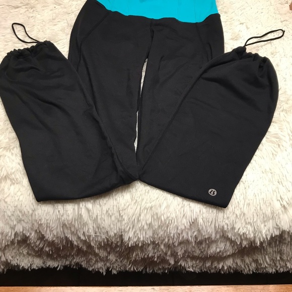 Lululemon"Tadasana Pant-Black & Blue-Size 6-Good Condition - Picture 4 of 15